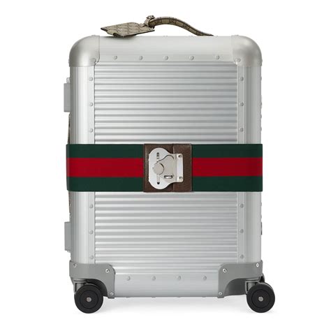 is it cheaper to buy gucci at the airport|gucci luggage in italy.